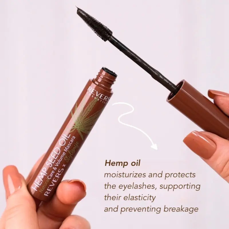 Hemp Seed Oil mascara - moisturizes and protects the eyelashes, supporting their elasticity and preventing beakage